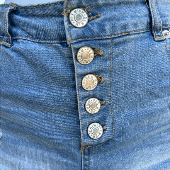 LOVE TREE Distressed Denim Shorts High Waist M - Picture 4 of 11